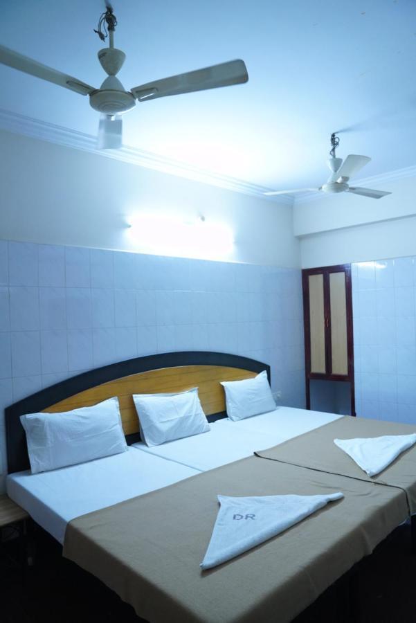 Durga Residency Hotel Tirupati Exterior photo