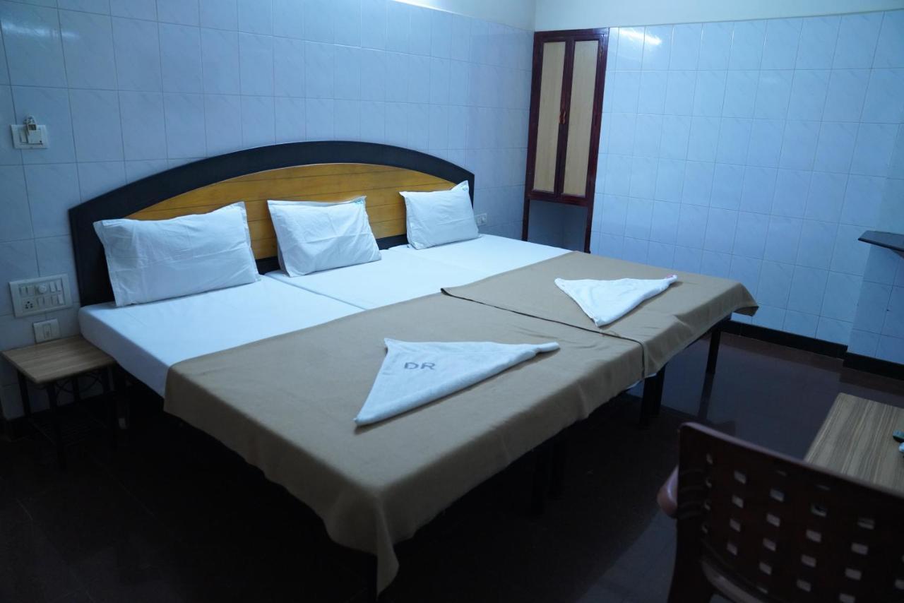 Durga Residency Hotel Tirupati Exterior photo